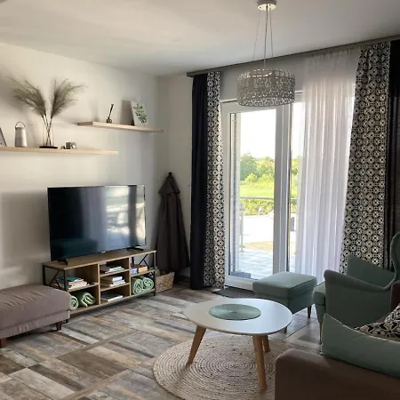 Apartment Royal 27 *